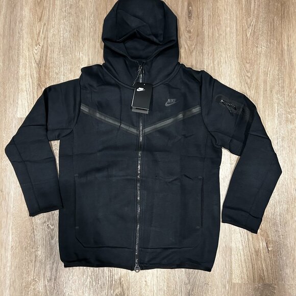 nike Other - nike tech Medium black Tech